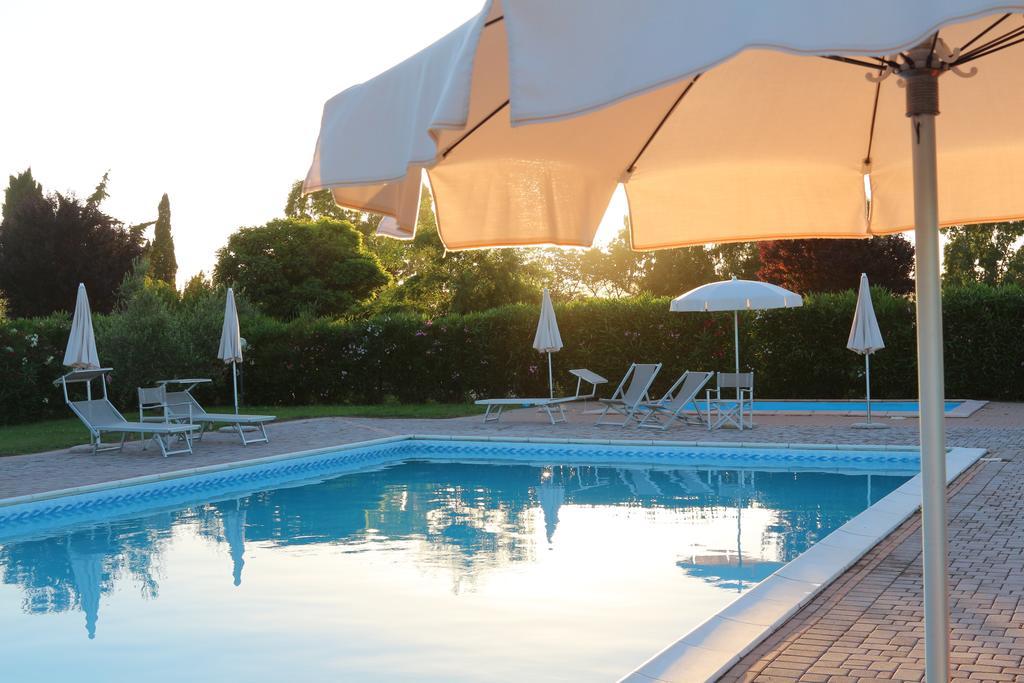 Agriturismo Gli Etruschi Populonia Buitenkant foto