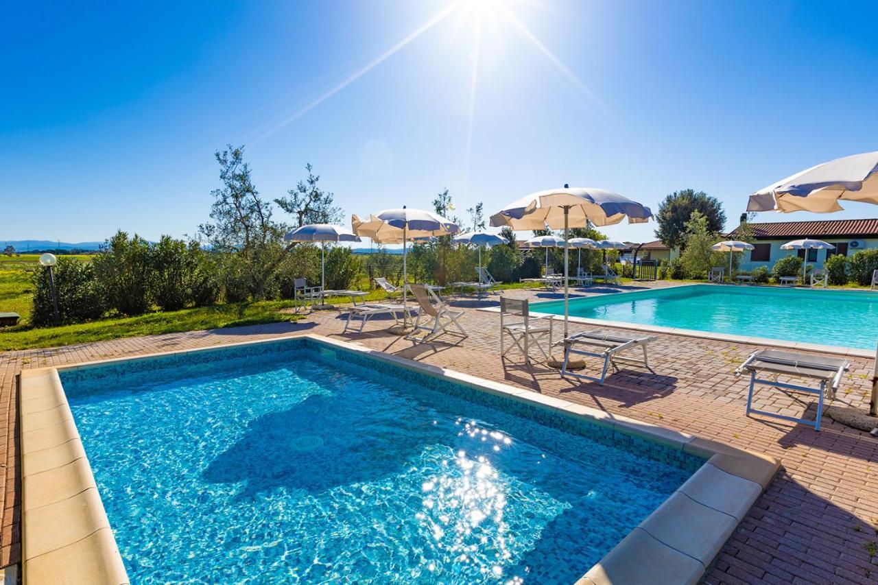 Agriturismo Gli Etruschi Populonia Buitenkant foto
