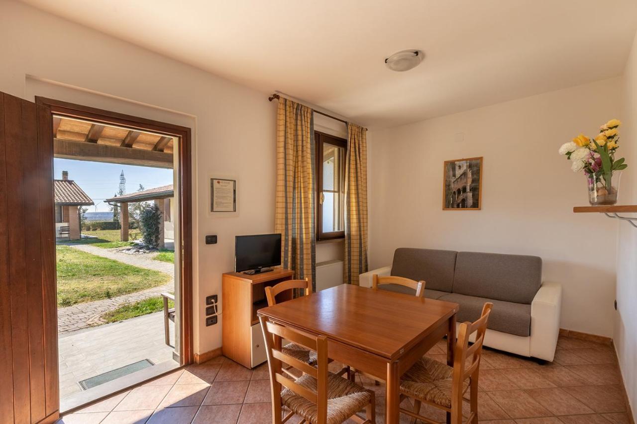 Agriturismo Gli Etruschi Populonia Buitenkant foto